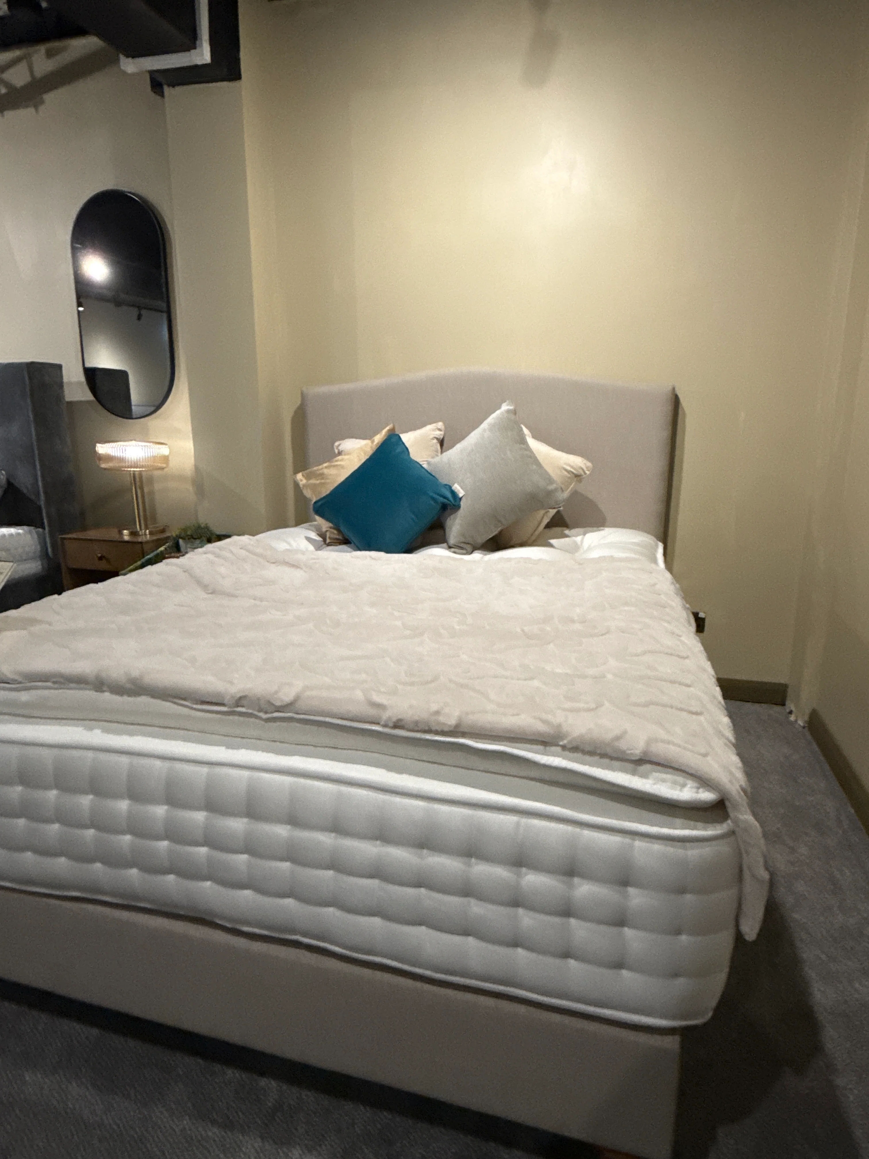 Snoozer 5'0 King Bed frame Oak Legs Siena Dusk Quick Ship - Image 3